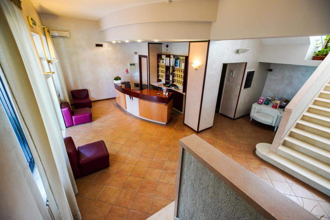 Hotel Murgia Santeramo in Colle Luaran gambar
